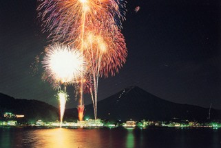 河口湖湖上祭01