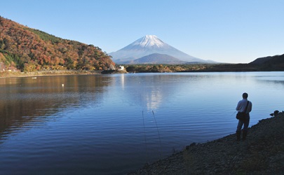 精進湖