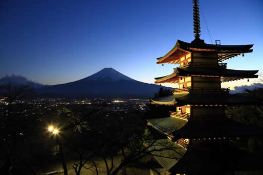 新倉淺間神社