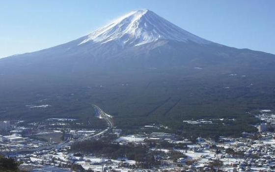 河口湖天上山公園ライブカメラ