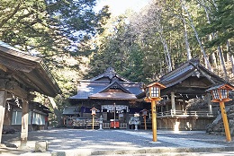 新倉山浅間神社1
