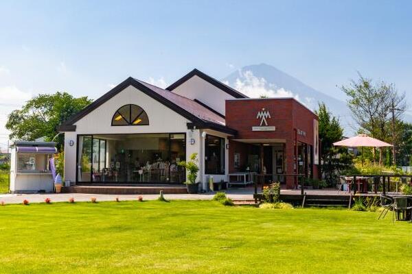 河口湖ミューズ館・与勇輝館