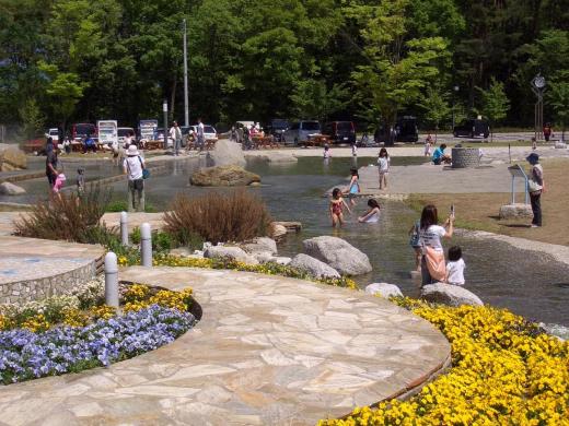 白州・尾白の森名水公園べるが1