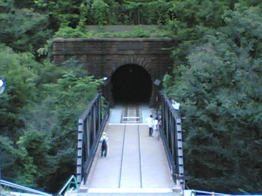 大日影トンネル遊歩道2