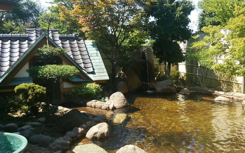 正徳寺温泉 初花 モール泉 琥珀色 日帰り温泉 露天風呂