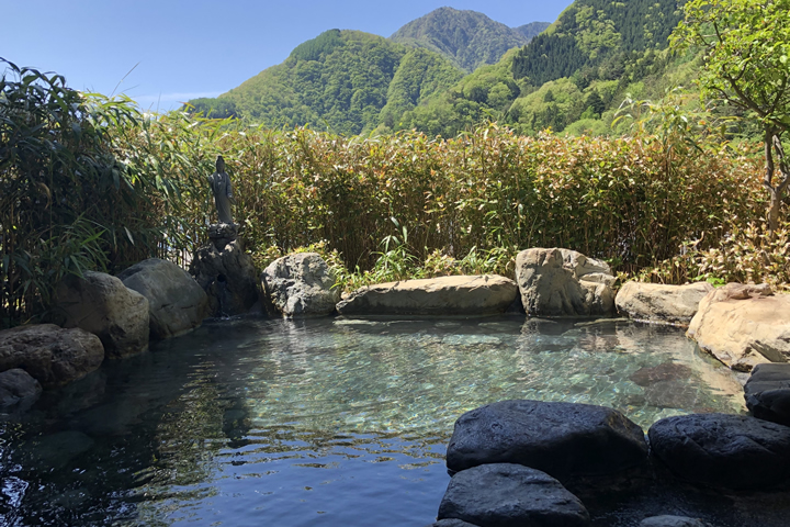 奈良田温泉 白根館―女帝の湯と秘境の宿
