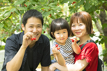 家族で楽しい思い出を写真におさめて