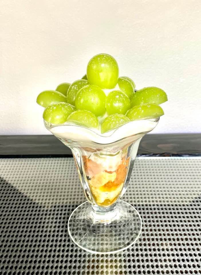 カフェテロワール_ぶどうパフェ