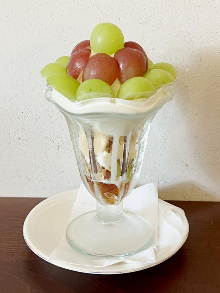 ご褒美パフェ ぶどう