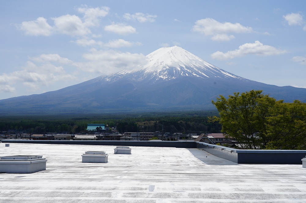 富士山リゾートホテル屋上