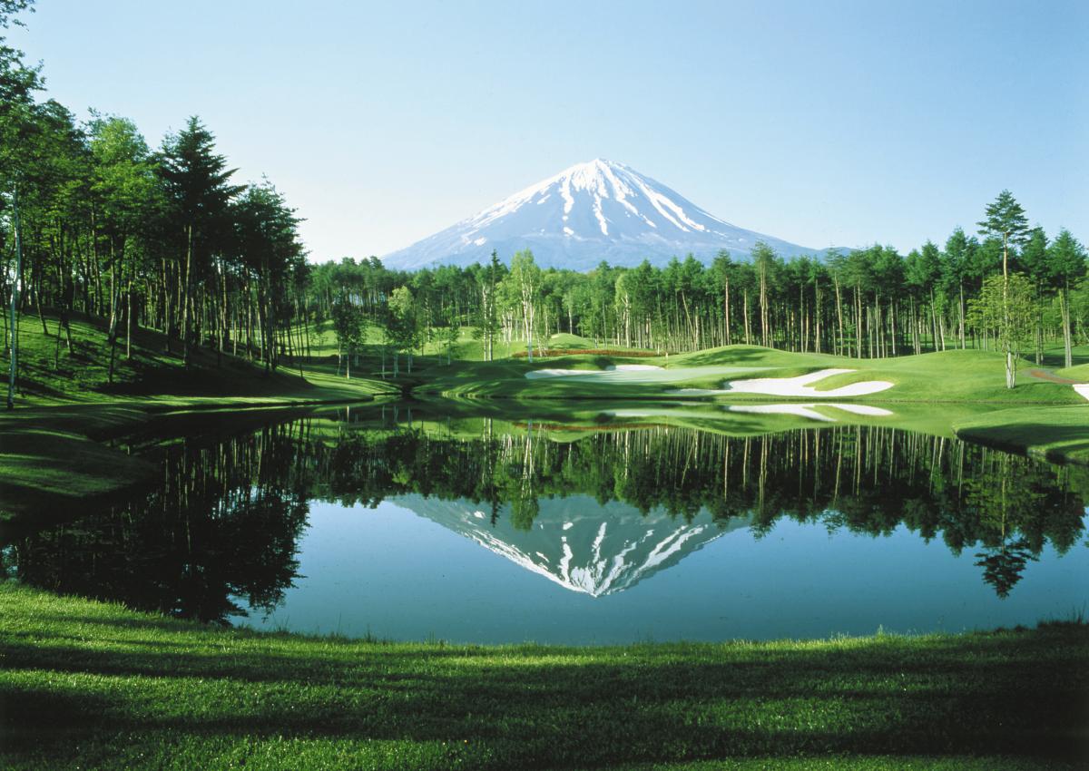 編集部おすすめ山梨の絶景ゴルフ場 富士の国やまなし観光ネット 山梨県公式観光情報