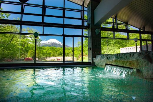 山梨で富士山が見える温泉