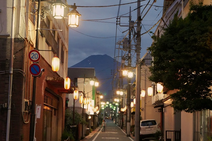 西裏特集夕闇の富士山