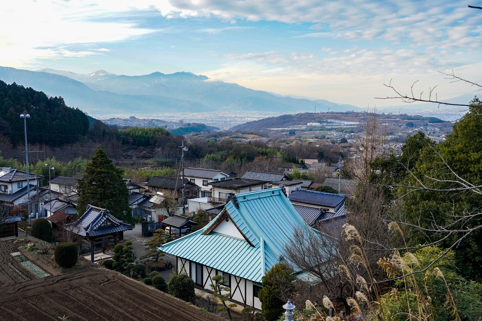 右左口宿から甲府盆地の眺め