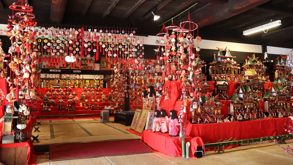 甲州市ひな飾りと桃の花まつり