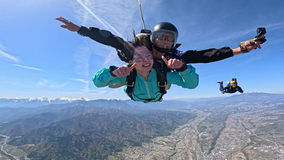 空中散歩を楽しむ様子