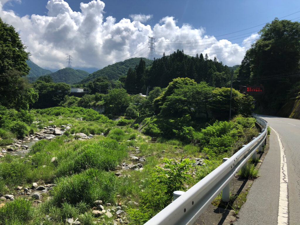 上日川峠